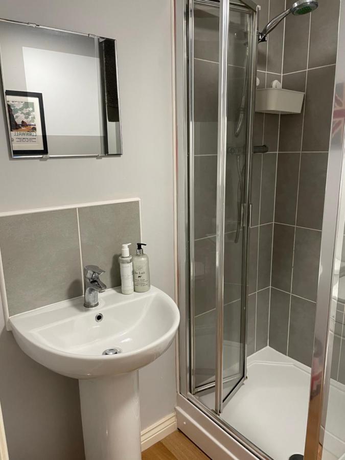 Lichfield City Home Extérieur photo